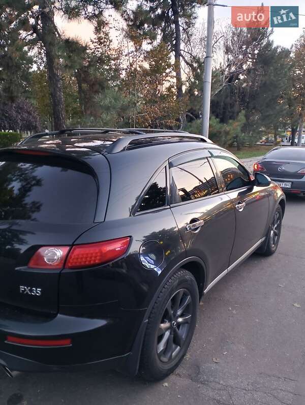 Внедорожник / Кроссовер Infiniti FX 35 2007 в Запорожье