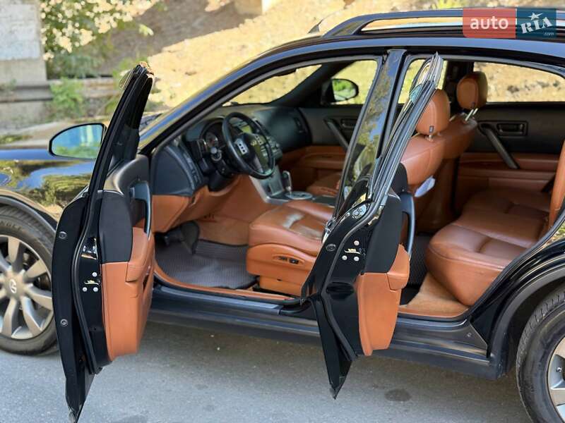 Внедорожник / Кроссовер Infiniti FX 35 2004 в Одессе фото 9 Внедорожник / Кроссовер Infiniti FX 35 2004 в Одессе