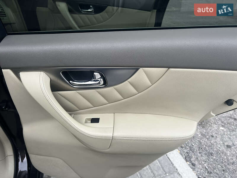 Внедорожник / Кроссовер Infiniti FX 35 2009 в Запорожье