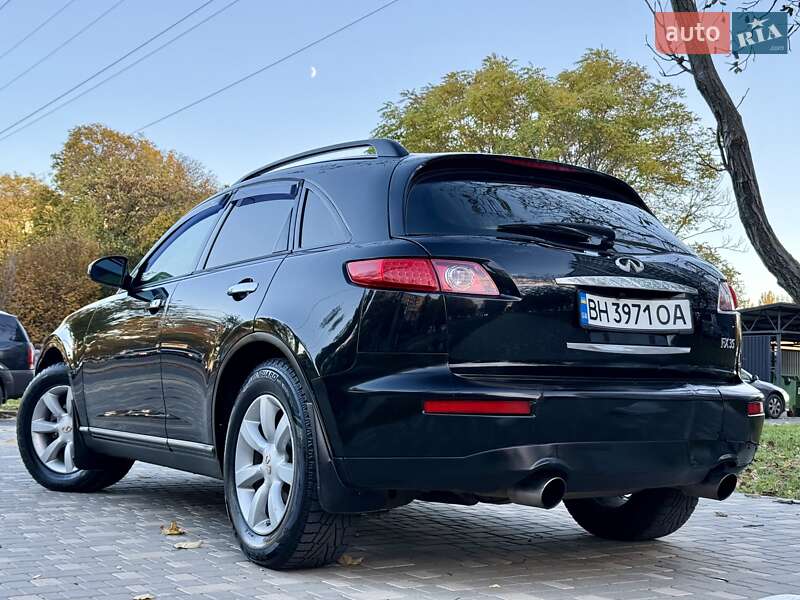 Внедорожник / Кроссовер Infiniti FX 35 2004 в Одессе