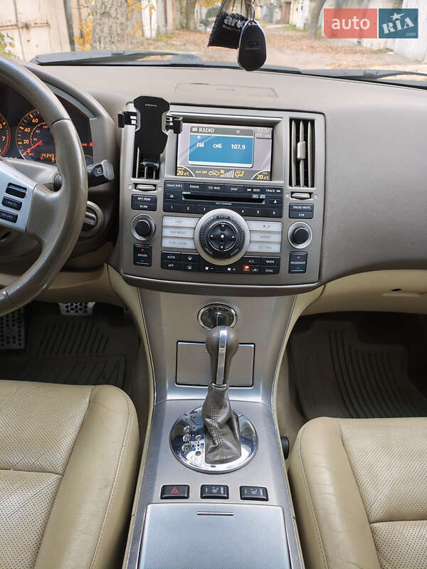 Внедорожник / Кроссовер Infiniti FX 35 2007 в Одессе