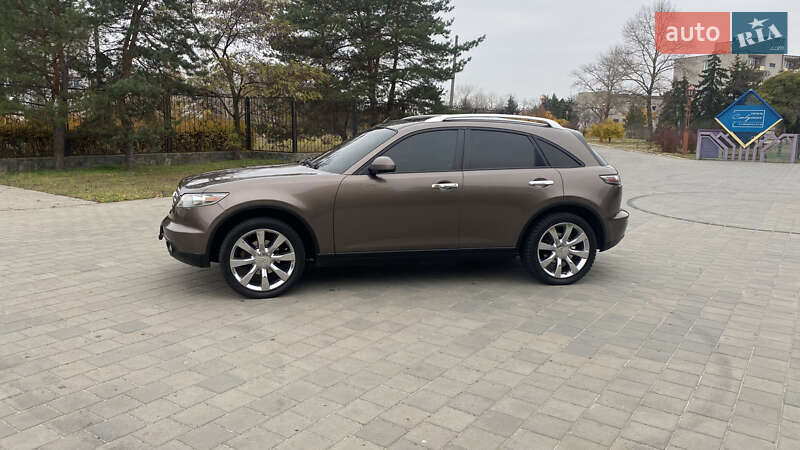 Позашляховик / Кросовер Infiniti FX 35 2005 в Горішніх Плавнях