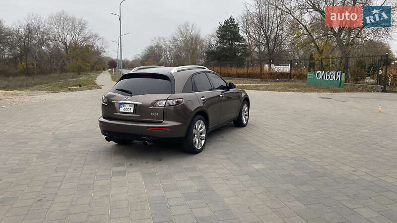 Позашляховик / Кросовер Infiniti FX 35 2005 в Горішніх Плавнях