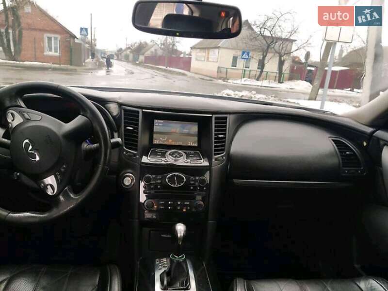 Внедорожник / Кроссовер Infiniti FX 35 2010 в Черкассах