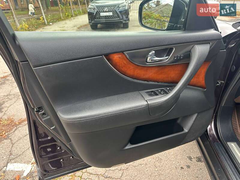 Позашляховик / Кросовер Infiniti FX 35 2008 в Полтаві
