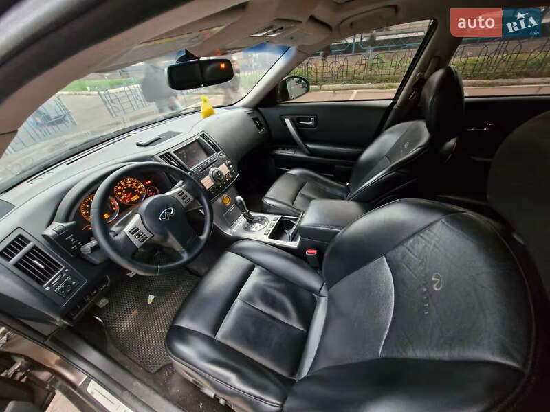 Внедорожник / Кроссовер Infiniti FX 35 2007 в Киеве фото 10 Внедорожник / Кроссовер Infiniti FX 35 2007 в Киеве