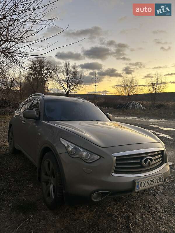 Infiniti FX 35 2008