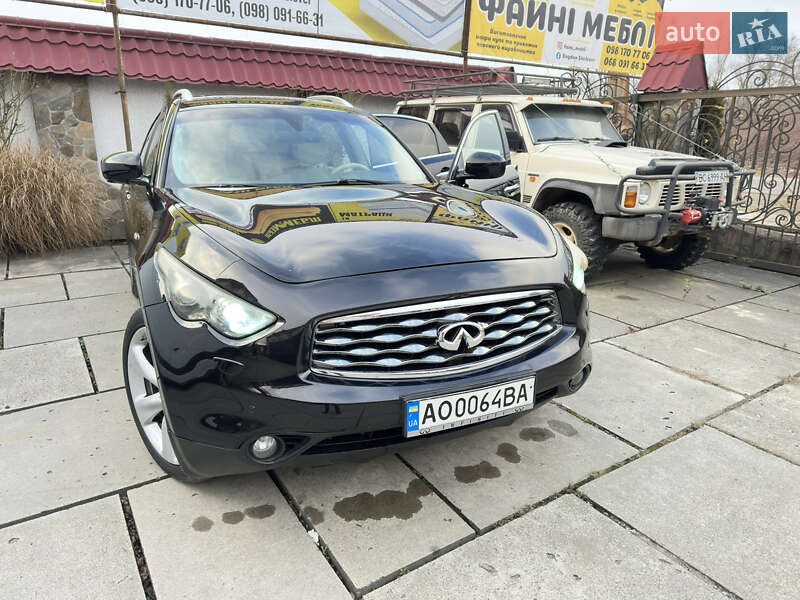 Infiniti FX 35 2012