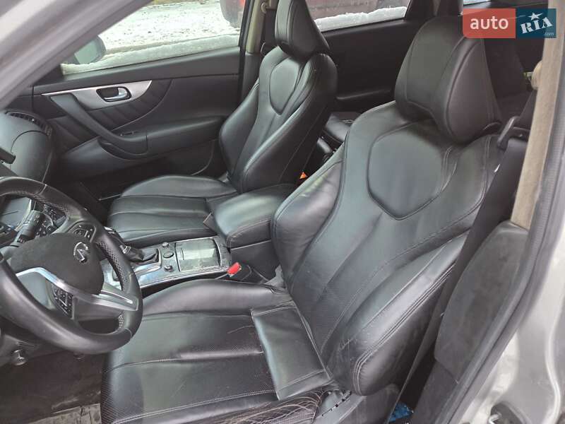 Внедорожник / Кроссовер Infiniti FX 35 2003 в Одессе