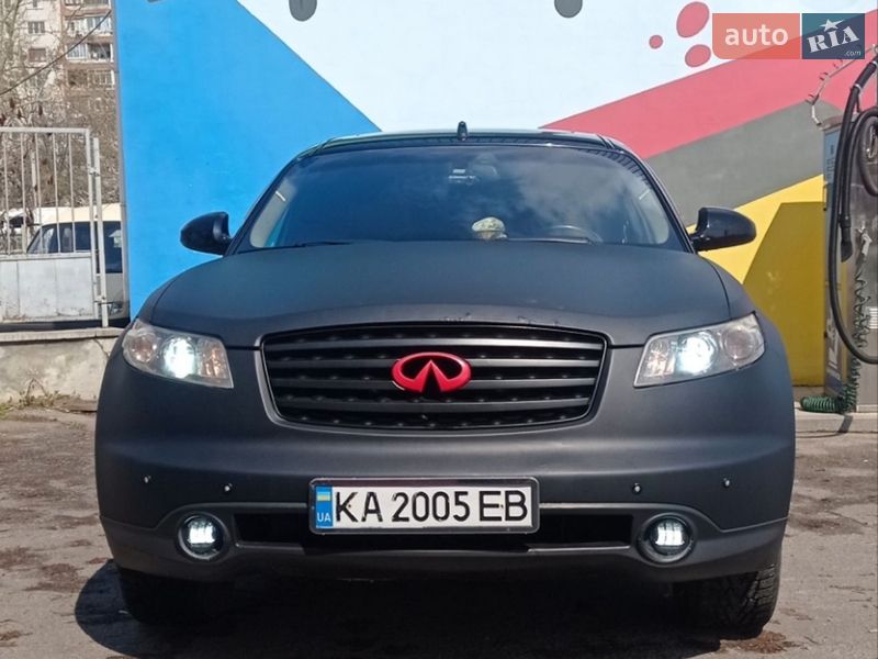 Infiniti FX 35 2005