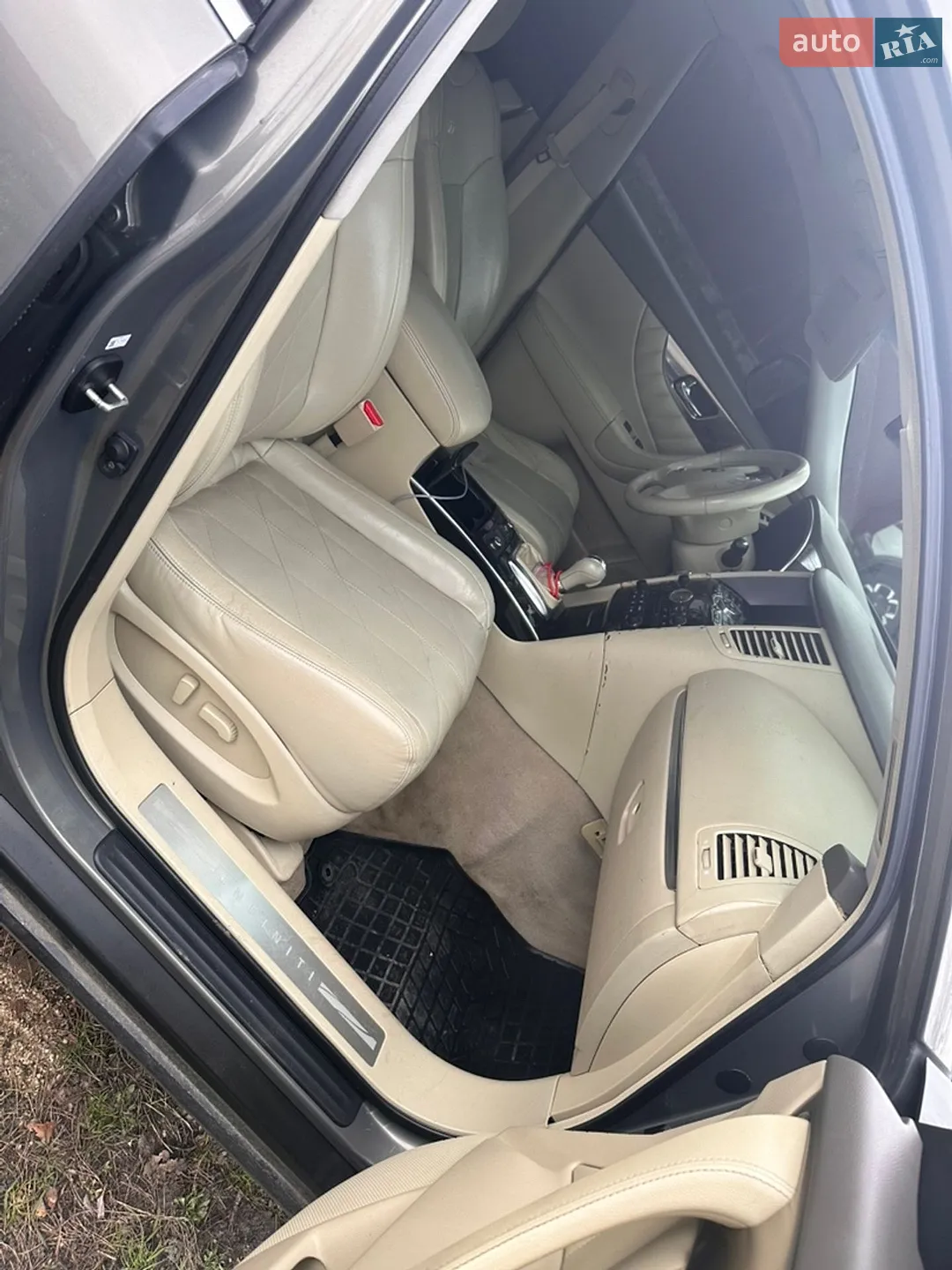 2010 Infiniti FX - мініатюра 6