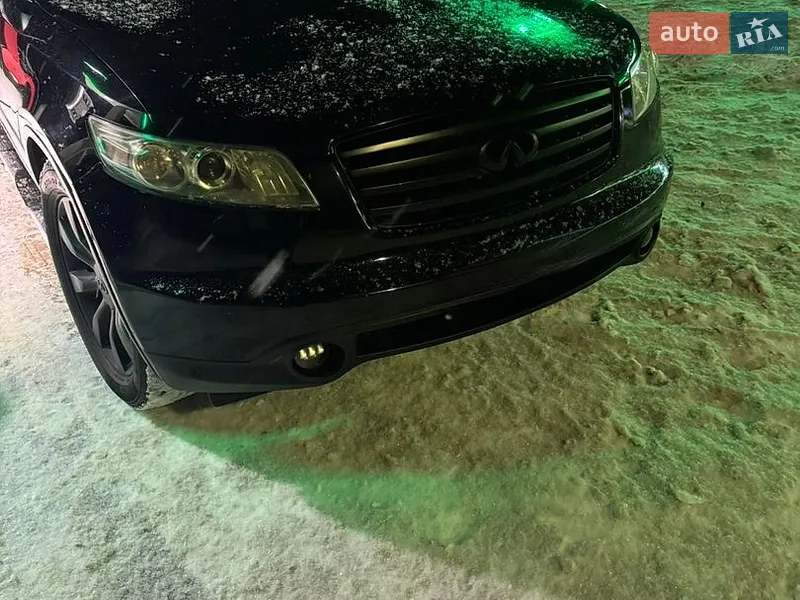 Infiniti FX 35 2005