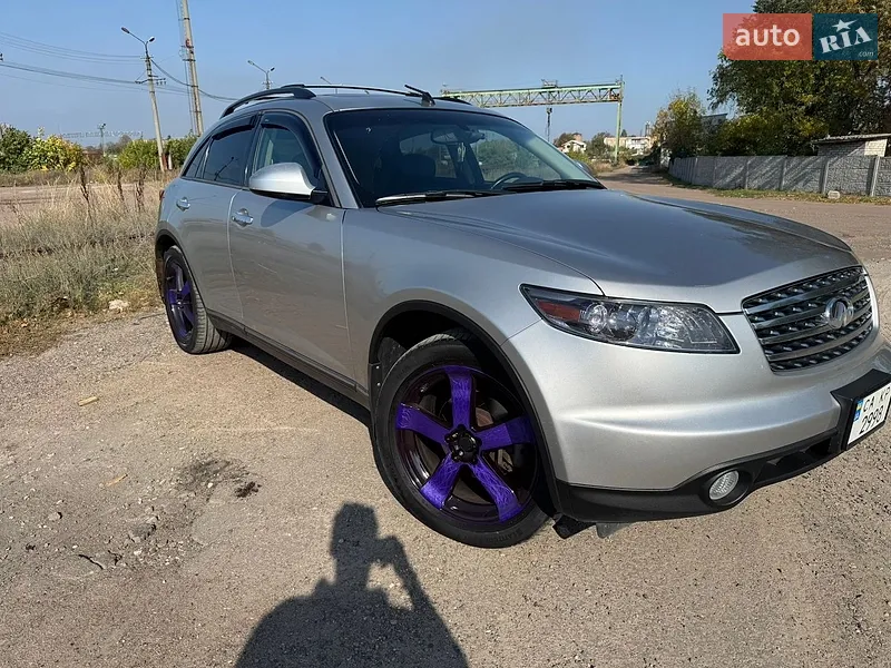 Infiniti FX 35 2005