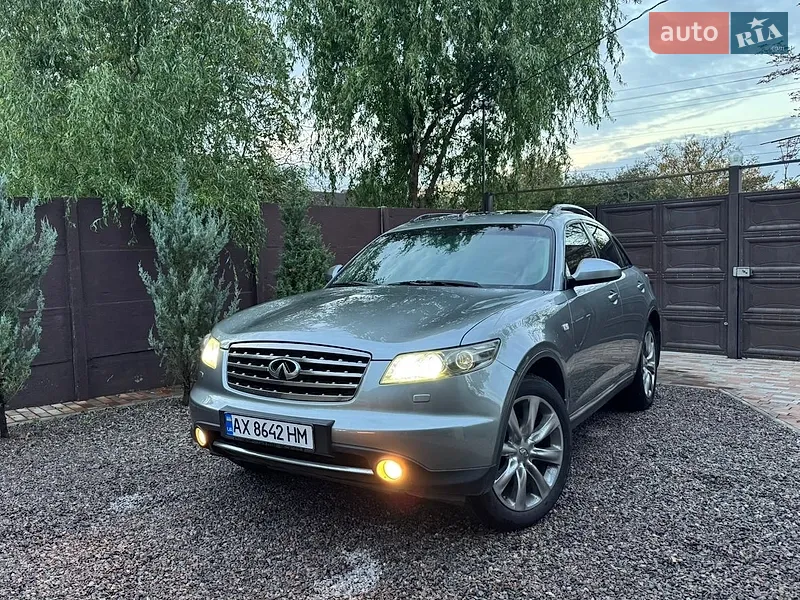 Infiniti FX 35