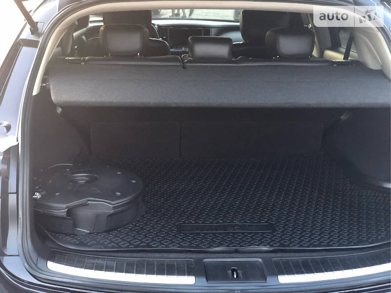 Внедорожник / Кроссовер Infiniti FX 37 2010 в Харькове