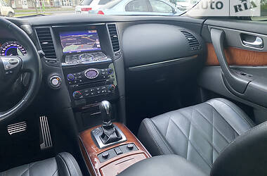 Хэтчбек Infiniti FX 37 2013 в 