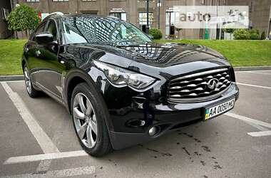 Внедорожник / Кроссовер Infiniti FX 37 2011 в 