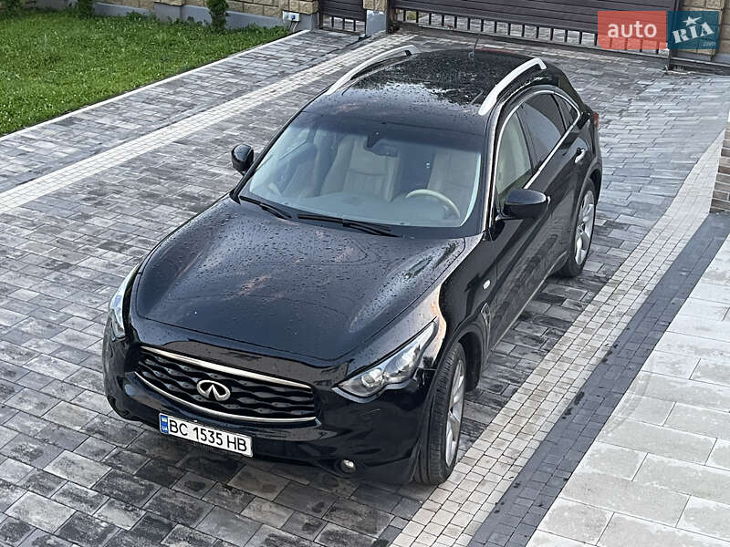 Infiniti FX 37 2011