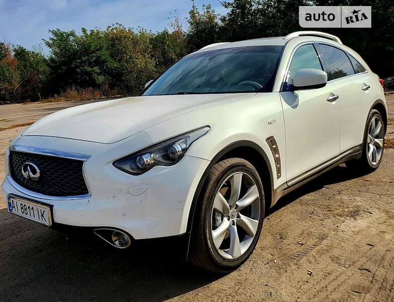 Позашляховик / Кросовер Infiniti FX 37 2012 в 