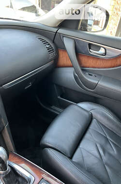 Внедорожник / Кроссовер Infiniti FX 37 2010 в Днепре