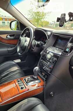 Внедорожник / Кроссовер Infiniti FX 37 2010 в Киеве