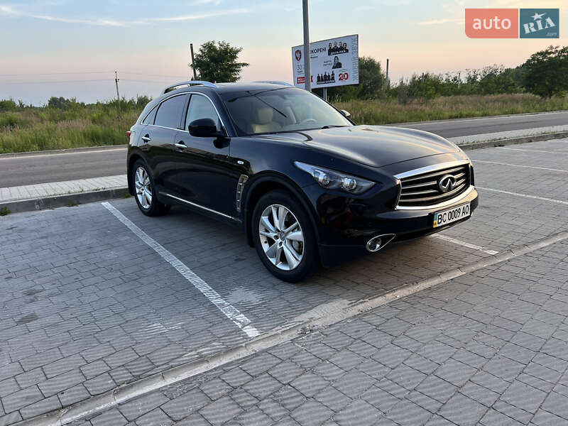 Позашляховик / Кросовер Infiniti FX 37 2012 в Львові