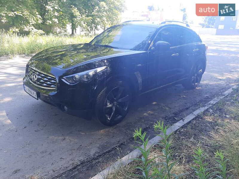 Позашляховик / Кросовер Infiniti FX 37 2010 в Полтаві