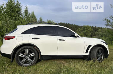 Позашляховик / Кросовер Infiniti FX 37 2013 в Смілі