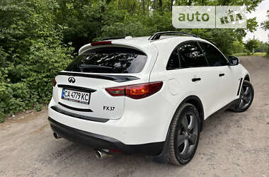 Позашляховик / Кросовер Infiniti FX 37 2013 в Смілі