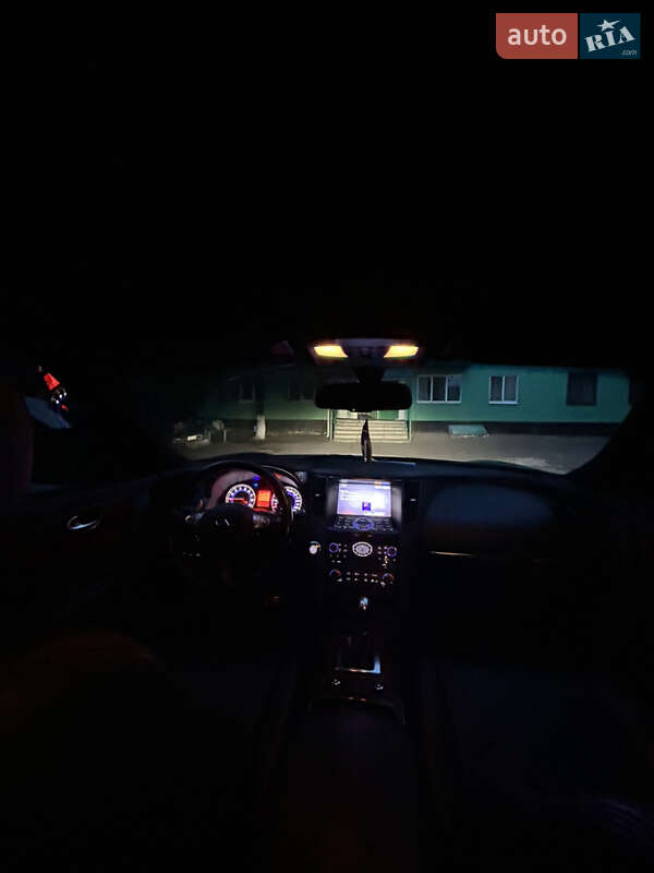 Позашляховик / Кросовер Infiniti FX 37 2011 в Києві