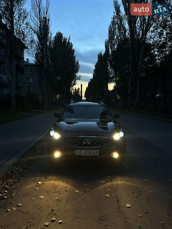 Позашляховик / Кросовер Infiniti FX 37 2011 в Києві