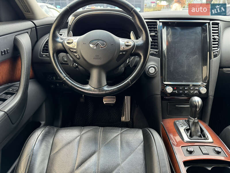 Внедорожник / Кроссовер Infiniti FX 37 2012 в Кривом Роге