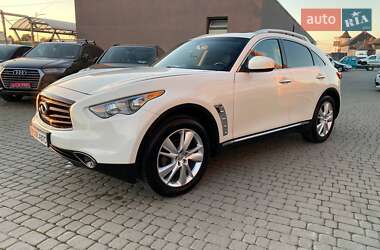 Внедорожник / Кроссовер Infiniti FX 37 2013 в 