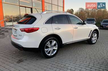 Внедорожник / Кроссовер Infiniti FX 37 2013 в 