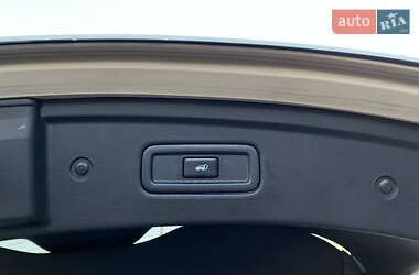 Внедорожник / Кроссовер Infiniti FX 37 2013 в 