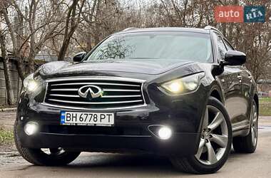 Внедорожник / Кроссовер Infiniti FX 37 2012 в 