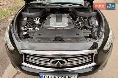 Внедорожник / Кроссовер Infiniti FX 37 2012 в 