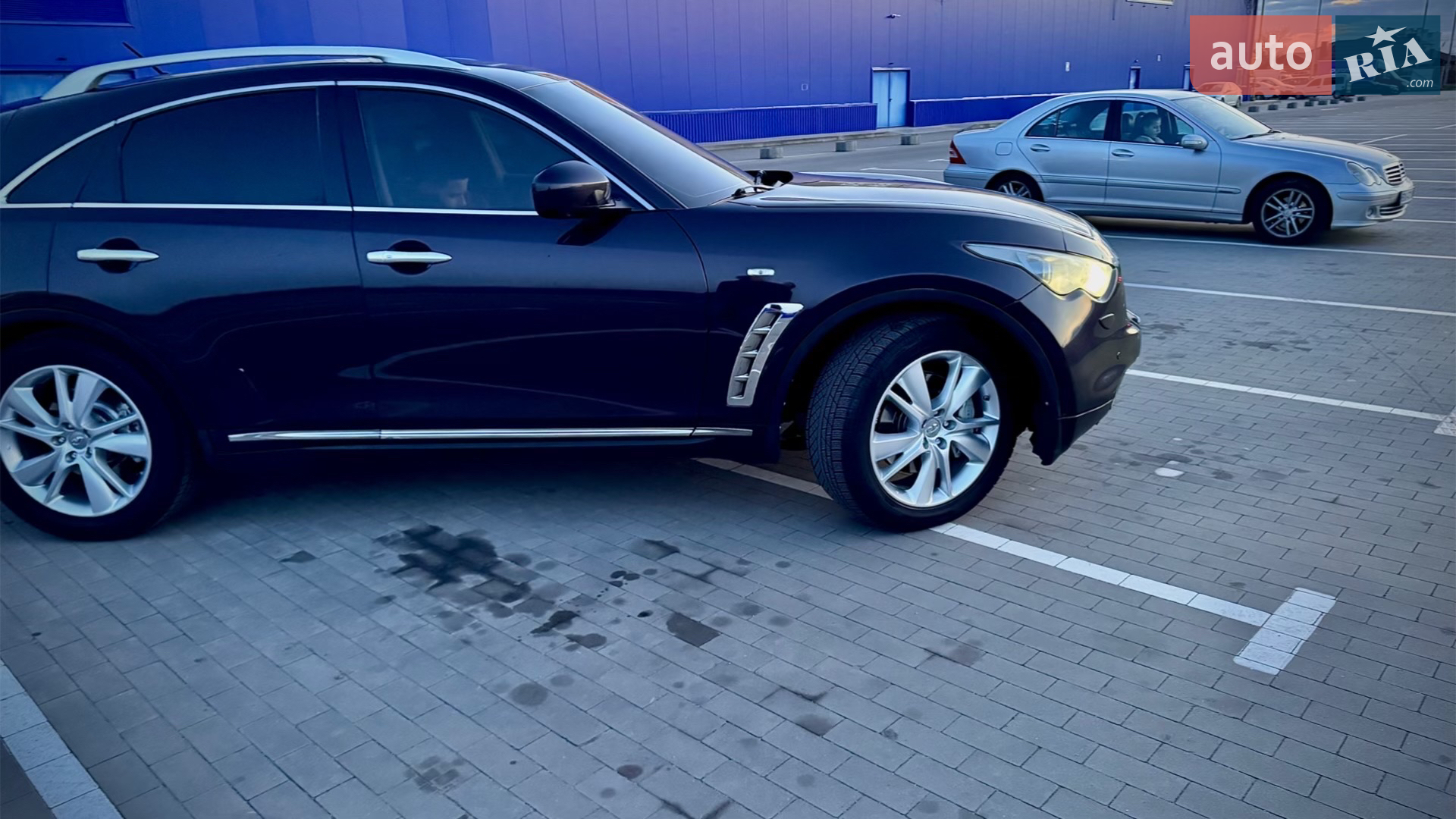 2011 Infiniti FX - мініатюра 34