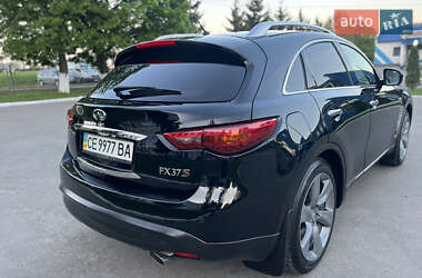 Позашляховик / Кросовер Infiniti FX 37 2010 в 
