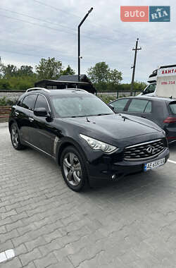 Позашляховик / Кросовер Infiniti FX 37 2011 в 