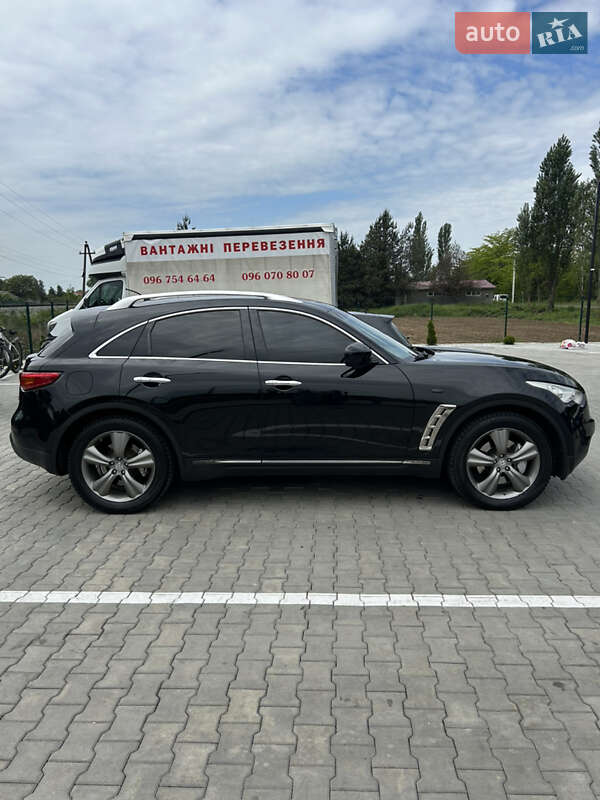 Позашляховик / Кросовер Infiniti FX 37 2011 в Києві