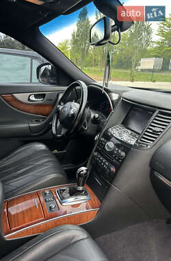Позашляховик / Кросовер Infiniti FX 37 2011 в 