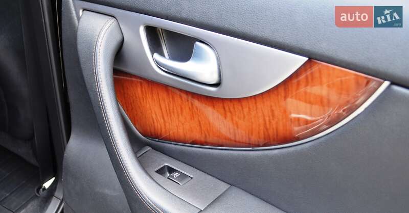 Позашляховик / Кросовер Infiniti FX 37 2012 в Одесі