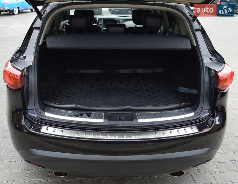 Позашляховик / Кросовер Infiniti FX 37 2012 в Одесі
