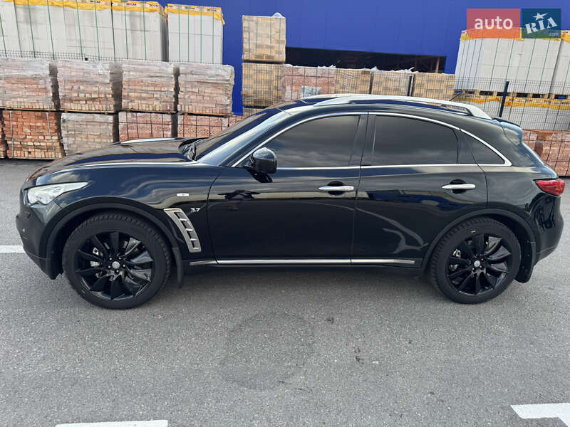 Внедорожник / Кроссовер Infiniti FX 37 2011 в Полтаве