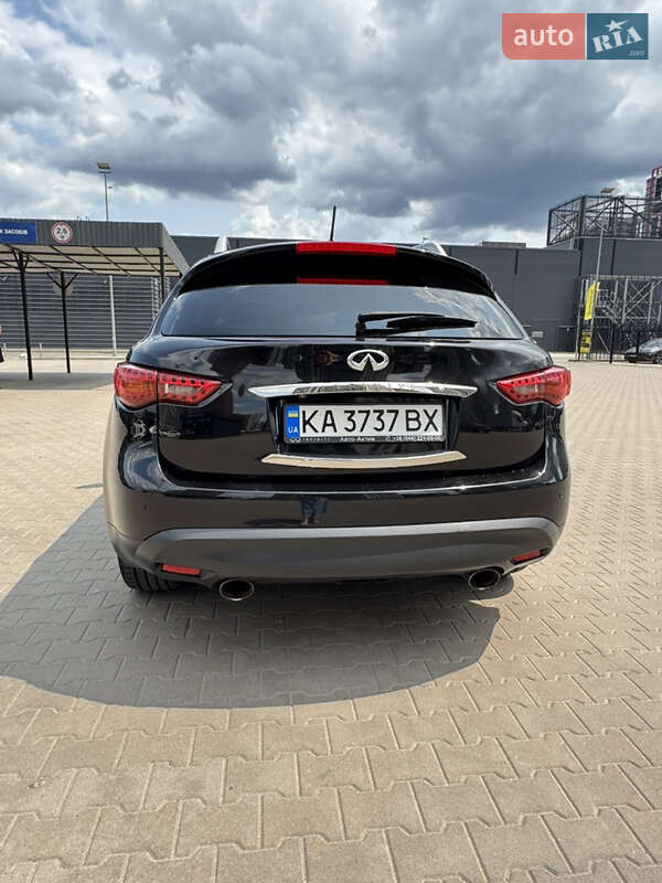 Позашляховик / Кросовер Infiniti FX 37 2012 в Києві