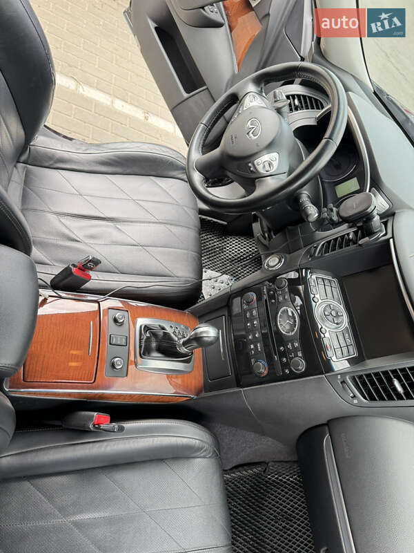 Позашляховик / Кросовер Infiniti FX 37 2012 в Києві