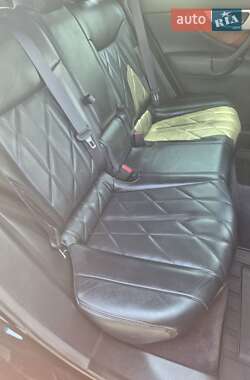 Внедорожник / Кроссовер Infiniti FX 37 2012 в 
