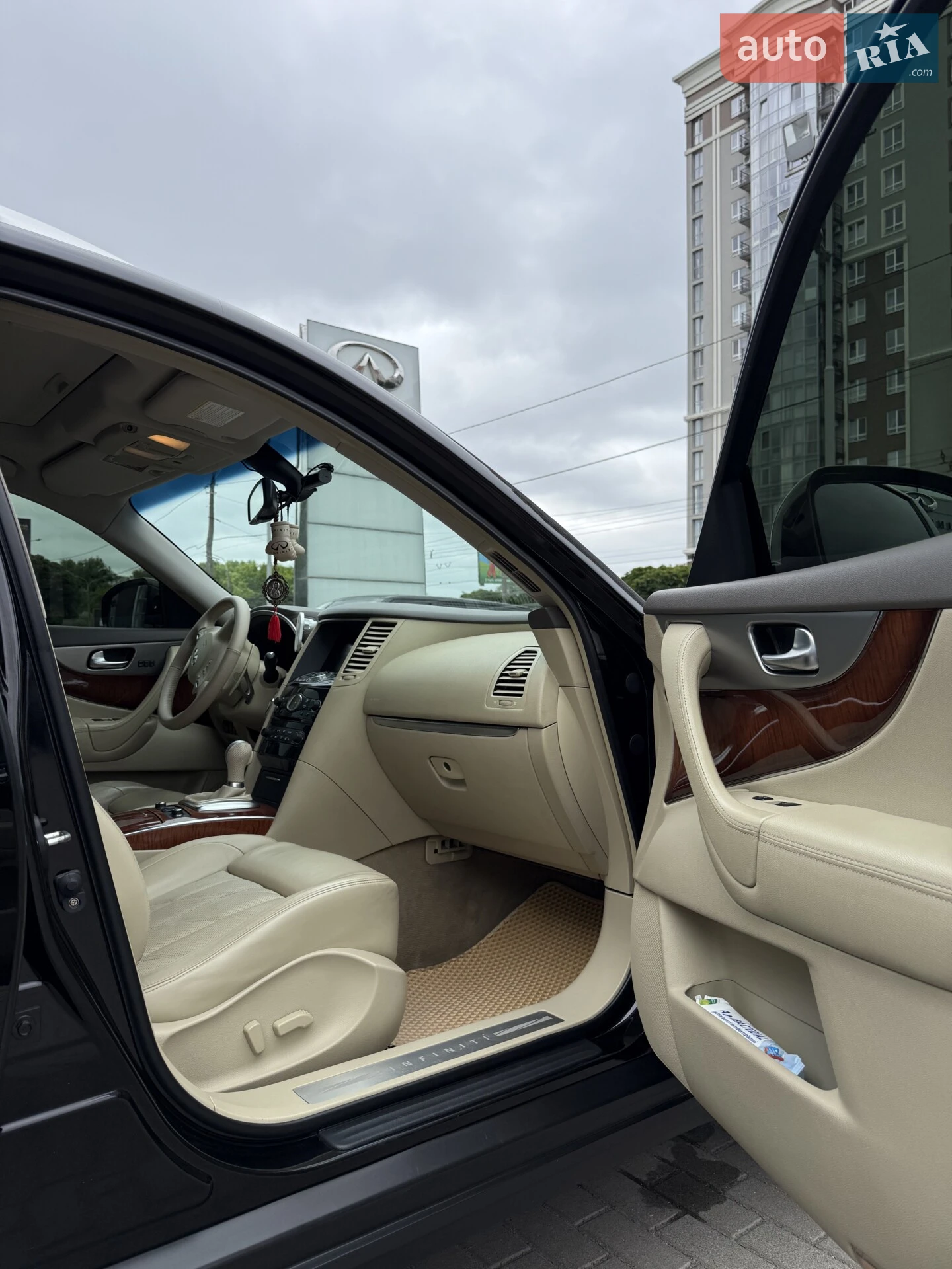 2011 Infiniti FX - мініатюра 20