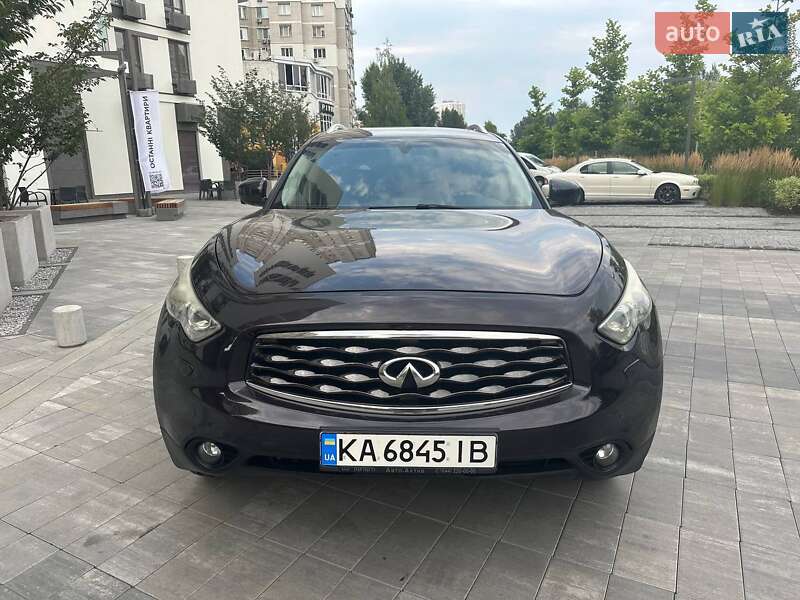 Позашляховик / Кросовер Infiniti FX 37 2011 в Києві
